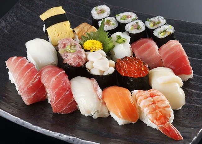 Ichiba Sushi nằm trong top 10 nhà hàng chất lượng hàng đầu tại Quận Phú Nhuận - TP. Hồ Chí Minh