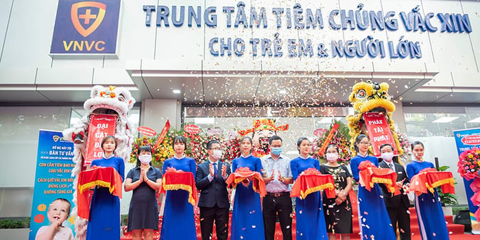 VNVC - Trung tâm Tiêm chủng cho Trẻ em và Người lớn - Ảnh 2