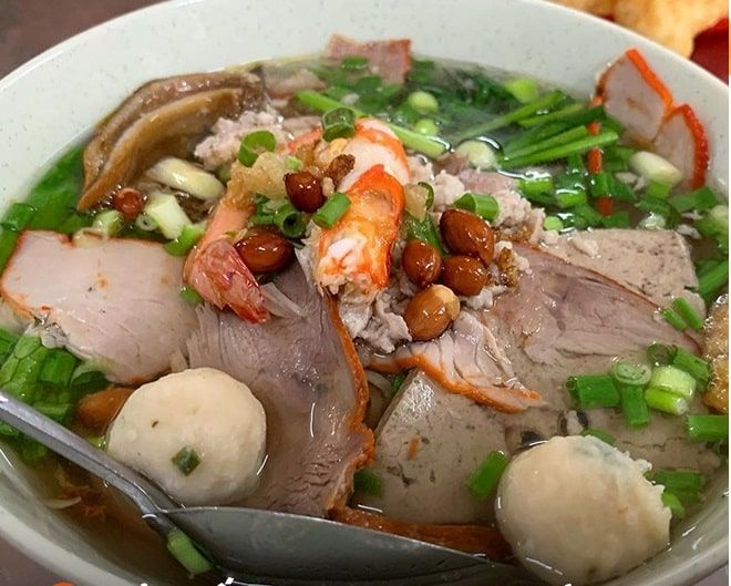 Hủ tiếu Nam Vang Quỳnh