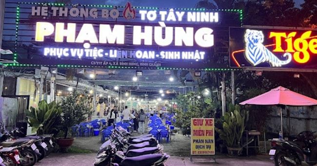 Bò Tơ Năm Sánh Phạm Hùng