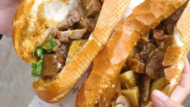 Bánh mì phá lẩu bà 6