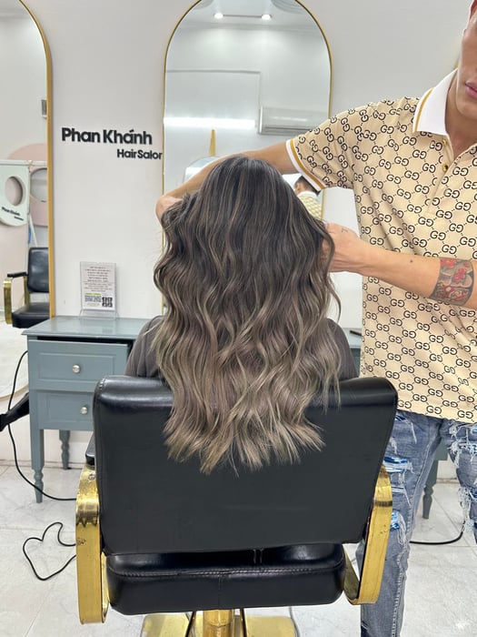 Hình ảnh 2 tại Phan Khánh Hair