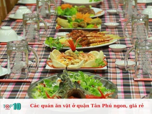 Những quán ăn vặt ngon và giá rẻ ở quận Tân Phú