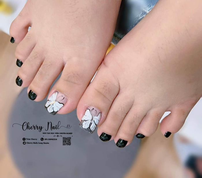 Cherry Nails - Hình ảnh 2