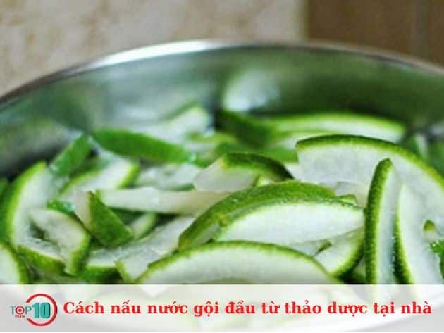 Công thức nấu nước gội đầu thảo dược ngay tại nhà