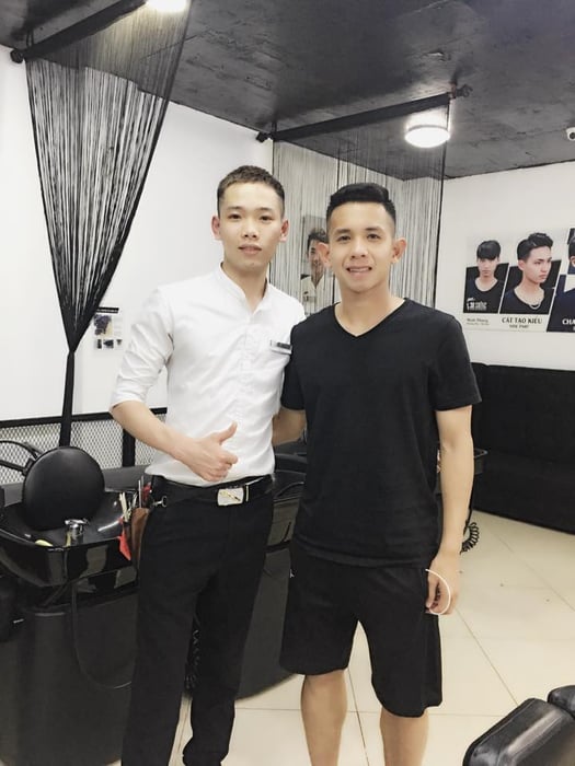 Hình ảnh Lại Phong BarBer Shop 1