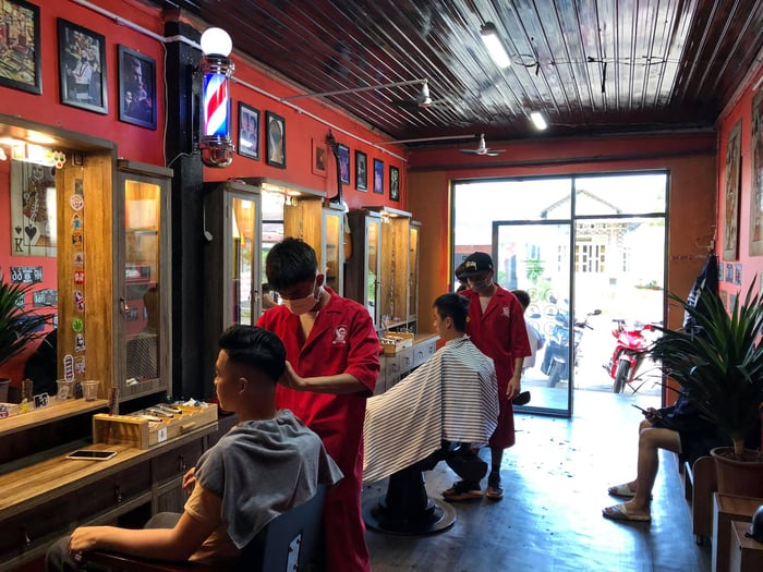 Ảnh 2 của 1998 - Barber Shop