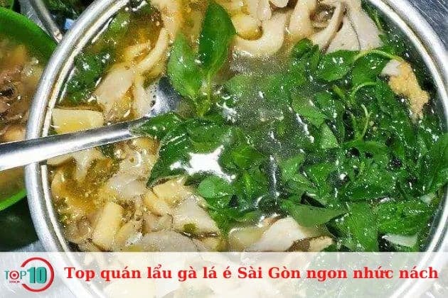 Lẩu gà lá é Út Trinh