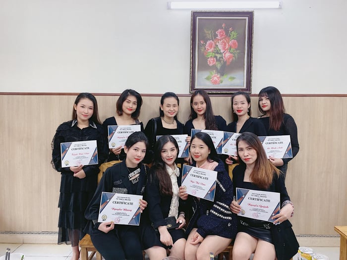 T-Amii Academy - Vũ Thùy Trang hình ảnh 1