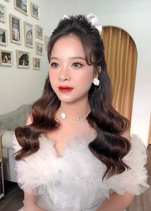 Lan Nguyễn Makeup (Tùng Lan Studio) hình 2