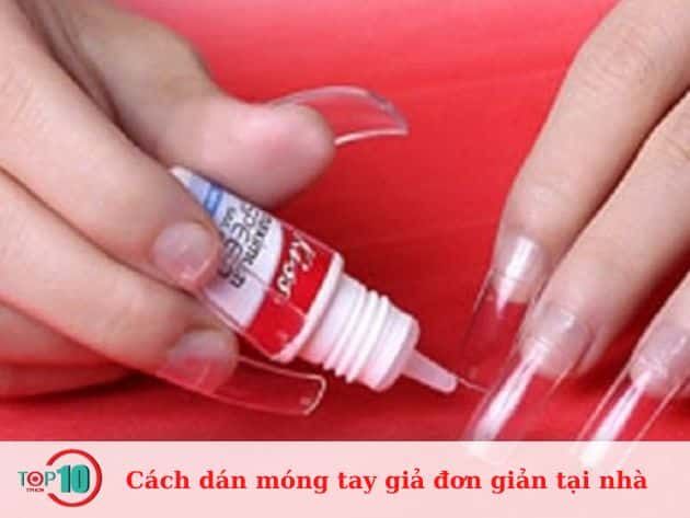 Hướng dẫn dán móng tay giả dễ dàng tại nhà