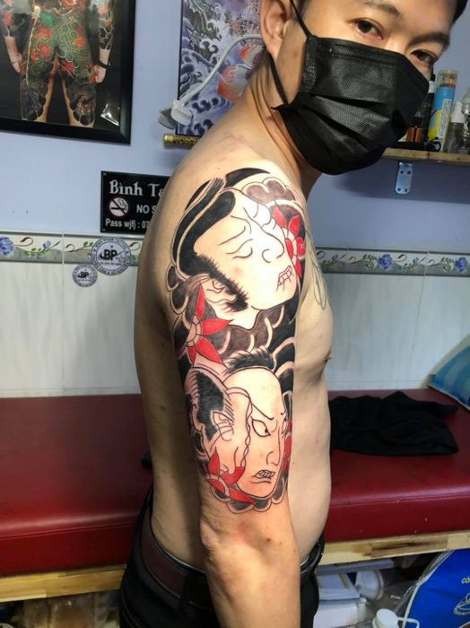 Bình Tattoo Hình ảnh 2