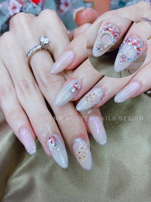 Huỳnh Nguyệt Nail hình ảnh 2