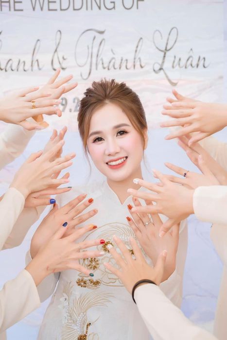 Hình ảnh 1 của Thỷ Pé Make Up