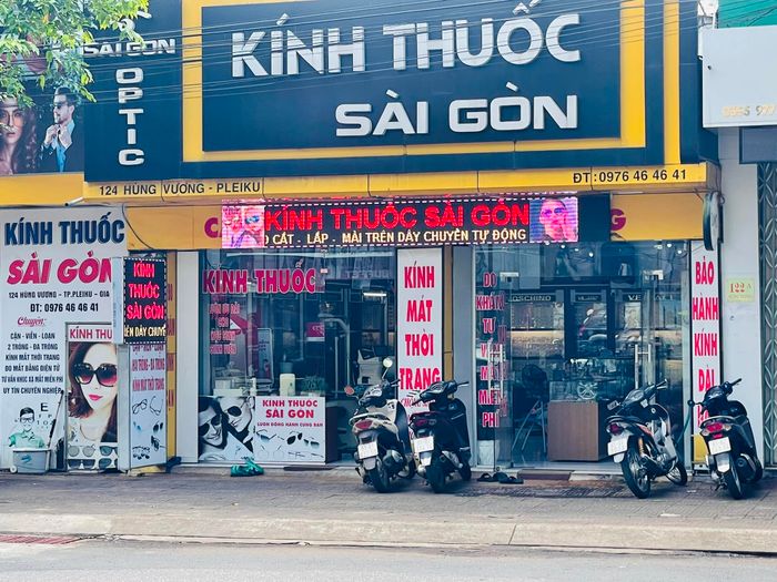 Hình ảnh Mắt Kính Sài Gòn số 1