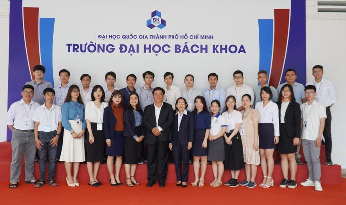 Trung Tâm Kỹ Thuật Điện Toán - Đại Học Bách Khoa hình ảnh 2