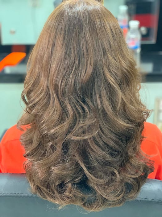 Ảnh 3 của Hair Salon Hoàng Vĩnh