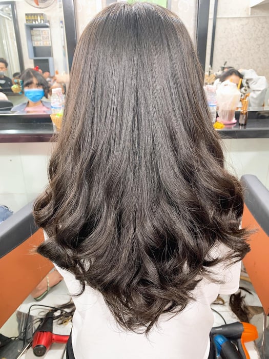 Ảnh 1 của Hair Salon Hoàng Vĩnh