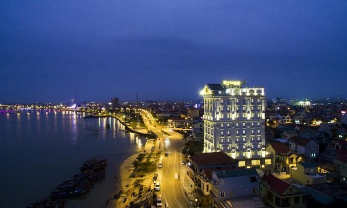 Riverside Hotel Quảng Bình - Hình ảnh 1