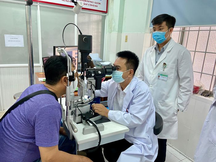 Phòng khám Mắt kỹ thuật cao và Mắt kính ISEE - Bs. Nguyễn Viết Giáp ảnh 1