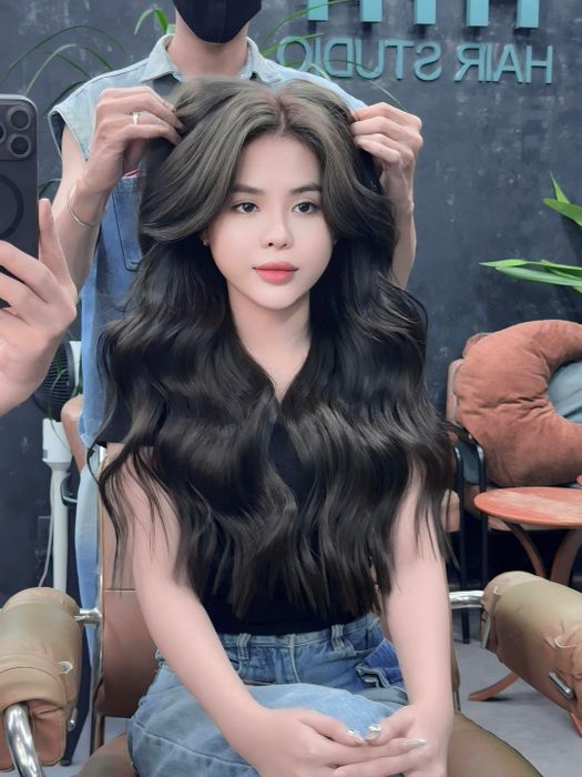 Hồ Trọng Hiếu Hair Studio - Hình ảnh 1