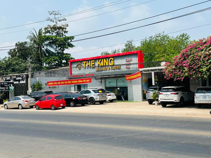 Ảnh 2 của The King Billiards