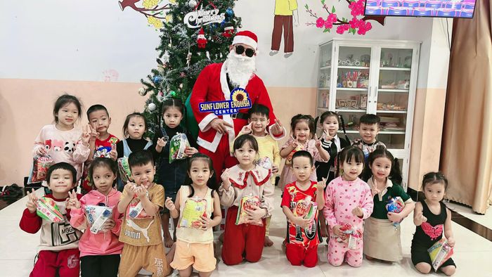 Hình ảnh Trung Tâm Ngoại Ngữ Hướng Dương 2