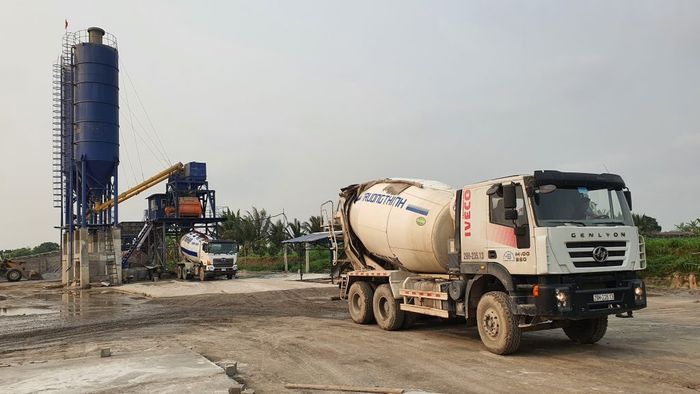 Hình ảnh xe bồn trộn bê tông Iveco Hongyan 2