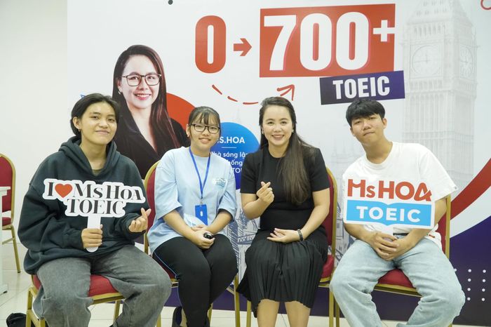 Hình ảnh Cô Hoa TOEIC số 1