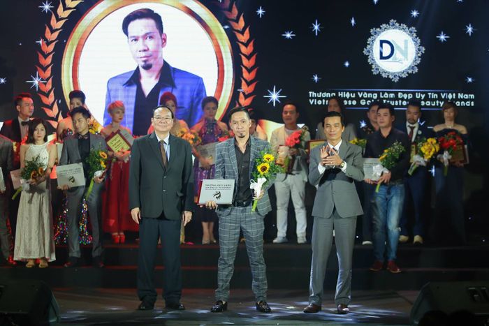 Hình ảnh 1 của Hair Salon & Academy Đức Nguyễn Mỹ Tho