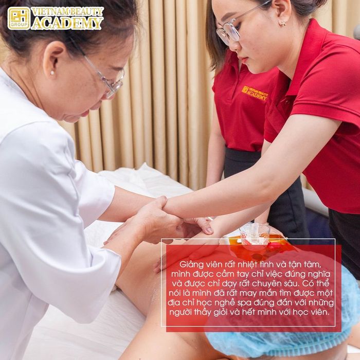 Hình ảnh 1 tại Học Viện Làm Đẹp Vietnam