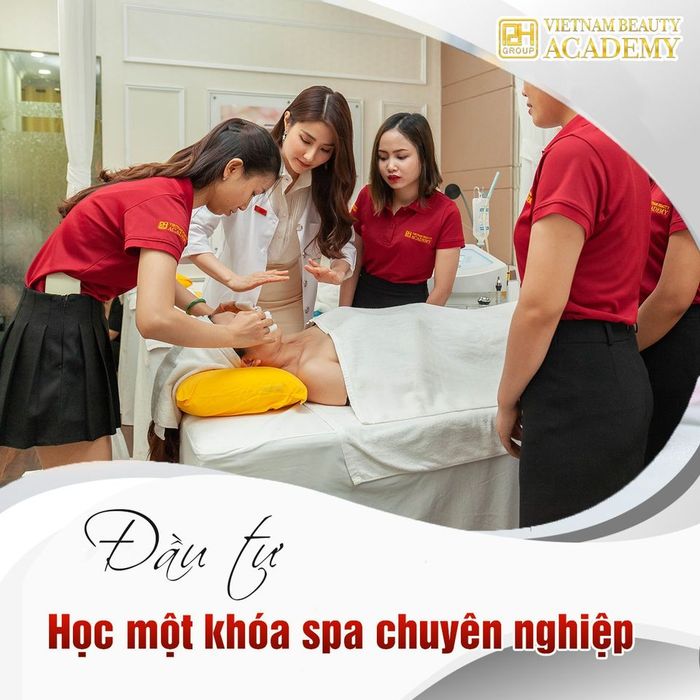 Hình ảnh 2 tại Học Viện Làm Đẹp Vietnam
