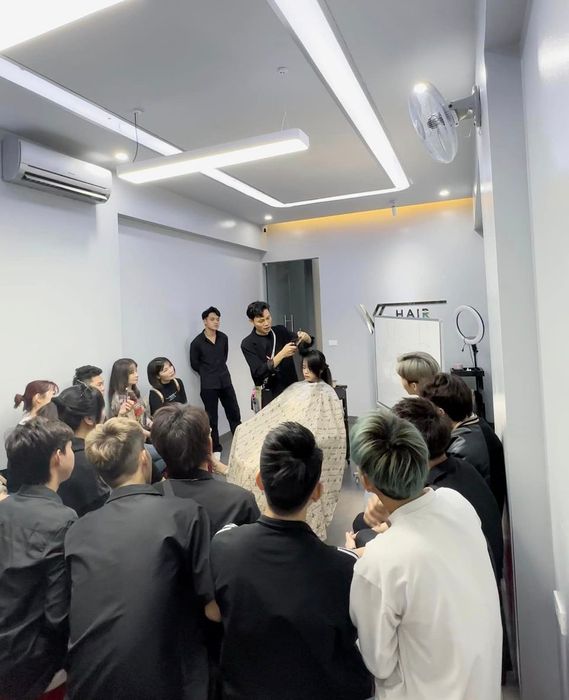 Hình ảnh V.Hair Studio 1