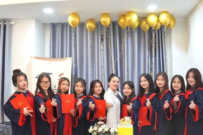 Hình ảnh 1 của Rena Beauty Academy