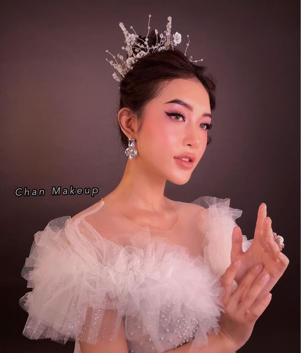 Hình ảnh 2 của CHAN Makeup Academy