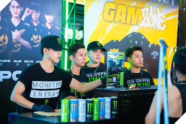 Vikings Esports Đã Thành Công Đạt Được Tấm Vé Cuối Cùng Đến CKTG 2024 Với Sự Cổ Vũ Nhiệt Tình Của Hàng Ngàn Khán Giả