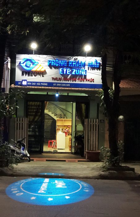 Phòng khám mắt EyeZone hình ảnh 1