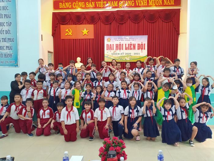 Trường Tiểu học Hưng Việt - Hình ảnh 1
