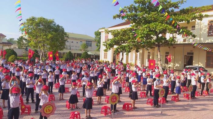 Hình ảnh Trường Tiểu học Lý Tự Trọng 1