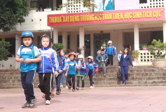 Trường Tiểu học Nguyễn Bình - Hình 2