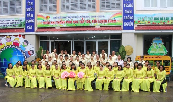 Hình ảnh Trường Tiểu học Lạc Long Quân 2