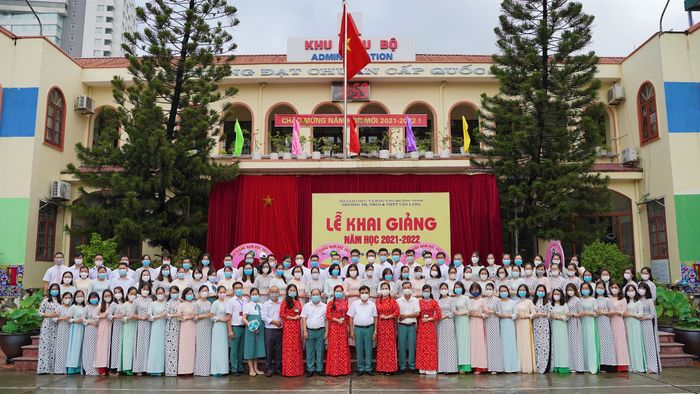 Trường Tiểu Học, Trung Học Cơ Sở và Trung Học Phổ Thông Văn Lang: Ảnh 3