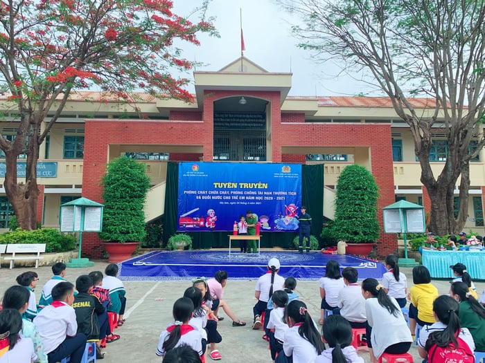 Hình ảnh Trường Tiểu học Chu Văn An - 2