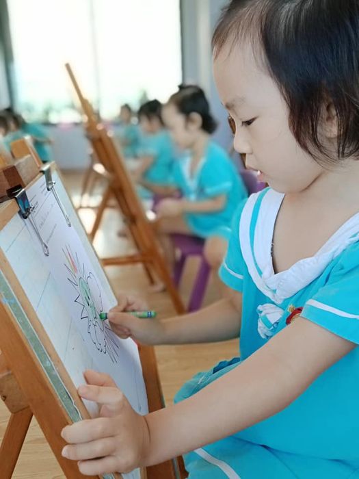 Trường Mầm Non Song Ngữ Cầu Vồng Nhỏ - RIS School - Hình ảnh 2