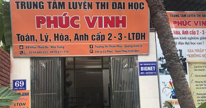 Trung Tâm Luyện Thi Đại Học Phúc Vinh - Ảnh 1