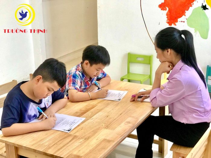 Hình ảnh 3 của TRUNG TÂM KHOA HỌC GIÁO DỤC VÀ ĐÀO TẠO TRƯỜNG THỊNH