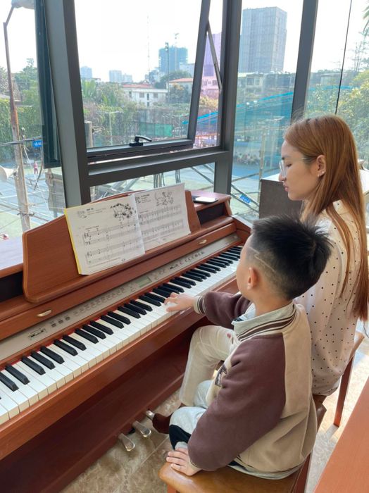 Hình ảnh 2 của Piano Sun