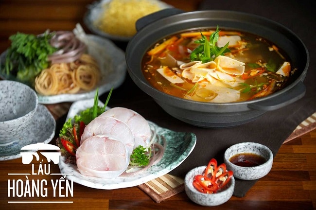 Hoàng Yến Hot Pot nằm trong top 10 nhà hàng nổi bật tại Quận 7, TP. Hồ Chí Minh