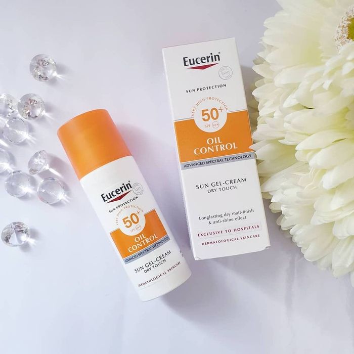 Hình ảnh 1 của Kem Chống Nắng Eucerin Kiểm Soát Nhờn SPF 50+