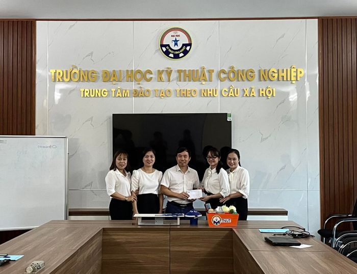 Hình ảnh Đại học Kỹ thuật Công nghiệp - Đại học Thái Nguyên lần 2